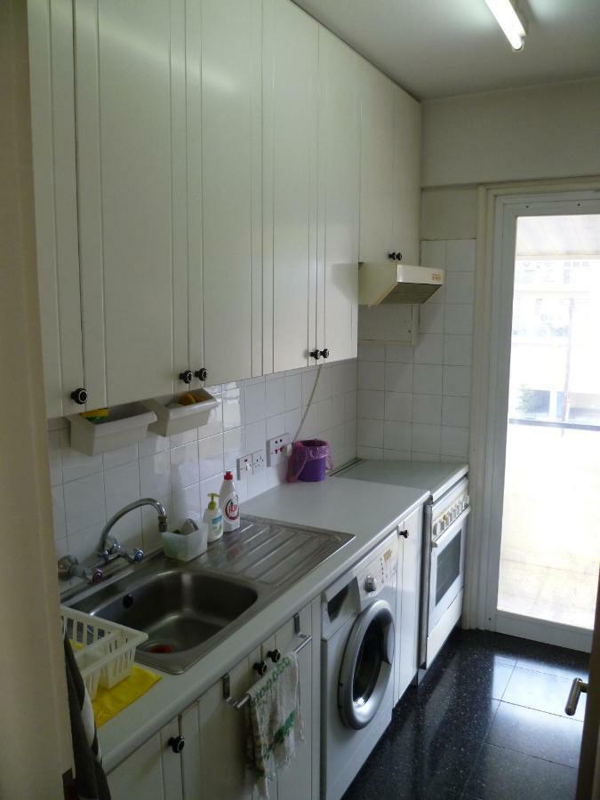 Double Room With Ensuite Bathroom At Datacom Building Nicosia Exterior foto